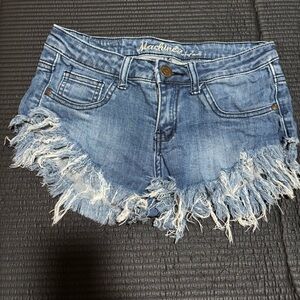 Machine live edge denim short